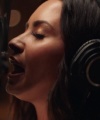 Demi_Lovato-_Simply_Complicated_-_Official_Documentary5Bvia_torchbrowser_com5D_mp4103688.jpg
