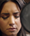 Demi_Lovato-_Simply_Complicated_-_Official_Documentary5Bvia_torchbrowser_com5D_mp42622.png