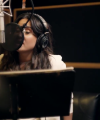 Demi_Lovato-_Simply_Complicated_-_Official_Documentary5Bvia_torchbrowser_com5D_mp43246.png