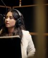 Demi_Lovato-_Simply_Complicated_-_Official_Documentary5Bvia_torchbrowser_com5D_mp45158.png