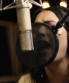 Demi_Lovato-_Simply_Complicated_-_Official_Documentary5Bvia_torchbrowser_com5D_mp45765.png