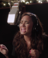 Demi_Lovato_-_Silent_Night_28Honda_Civic_Tour_Holiday_Special29_mp41370.png