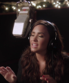 Demi_Lovato_-_Silent_Night_28Honda_Civic_Tour_Holiday_Special29_mp41490.png
