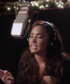 Demi_Lovato_-_Silent_Night_28Honda_Civic_Tour_Holiday_Special29_mp41520.png