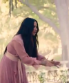 Demi_Lovato_-_Tell_Me_You_Love_Me_28_Behind_The_Scenes_29_mp41079.png