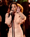 Demi_Lovato_-__One_Voice_Somos_Live21_A_Concert_For_Disaster_Relief__in_Los_Angeles_on_October_14-03.jpg