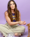 Demi_Lovato_Plays_With_Puppies_28While_Answering_Fan_Questions295Bvia_torchbrowser_com5D_mp410361.png