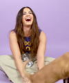 Demi_Lovato_Plays_With_Puppies_28While_Answering_Fan_Questions295Bvia_torchbrowser_com5D_mp43608.png