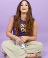 Demi_Lovato_Plays_With_Puppies_28While_Answering_Fan_Questions295Bvia_torchbrowser_com5D_mp44479.png