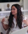 Demi_Lovato_Reacts_to_Demi_Lovato_s_Childhood_Videos_mp43115.jpg