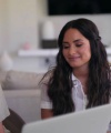 Demi_Lovato_Reacts_to_Demi_Lovato_s_Childhood_Videos_mp43572.jpg