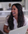 Demi_Lovato_Reacts_to_Demi_Lovato_s_Childhood_Videos_mp43763.jpg