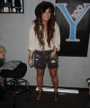Demi_Lovato_at_the_Y100_Radio_Station_in_Miami_284729.jpg