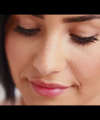Demi_Lovato_for_NYC_-_How_To-_The_Trendy_Look_-_YouTube5Bvia_torchbrowser_com5D_mp40563.png