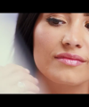 Demi_Lovato_for_NYC_-_How_To-_The_Trendy_Look_-_YouTube5Bvia_torchbrowser_com5D_mp41727.png