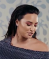 Demi_Lovato_reacts_to_old_music_videos_-_Digster_Pop_Throwback_mp40471.png