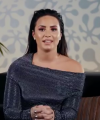 Demi_Lovato_reacts_to_old_music_videos_-_Digster_Pop_Throwback_mp40504.png