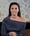 Demi_Lovato_reacts_to_old_music_videos_-_Digster_Pop_Throwback_mp40559.png
