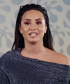 Demi_Lovato_reacts_to_old_music_videos_-_Digster_Pop_Throwback_mp41112.png