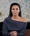 Demi_Lovato_reacts_to_old_music_videos_-_Digster_Pop_Throwback_mp41247.png