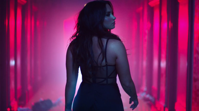 Demi_Lovato-_Simply_Complicated_-_Official_Documentary5Bvia_torchbrowser_com5D_mp41245.png