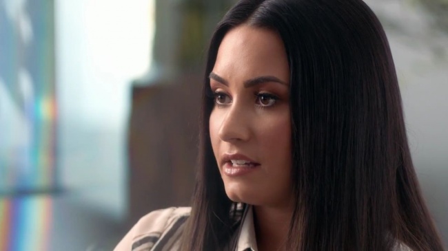 Demi_Lovato-_Simply_Complicated_-_Official_Documentary5Bvia_torchbrowser_com5D_mp463616.jpg