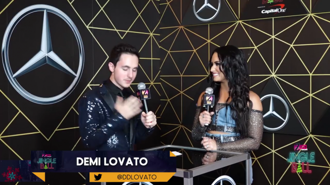 Demi_Lovato_Made_Every_Day_of_2017_a__Defining_Moment__mp40168.png